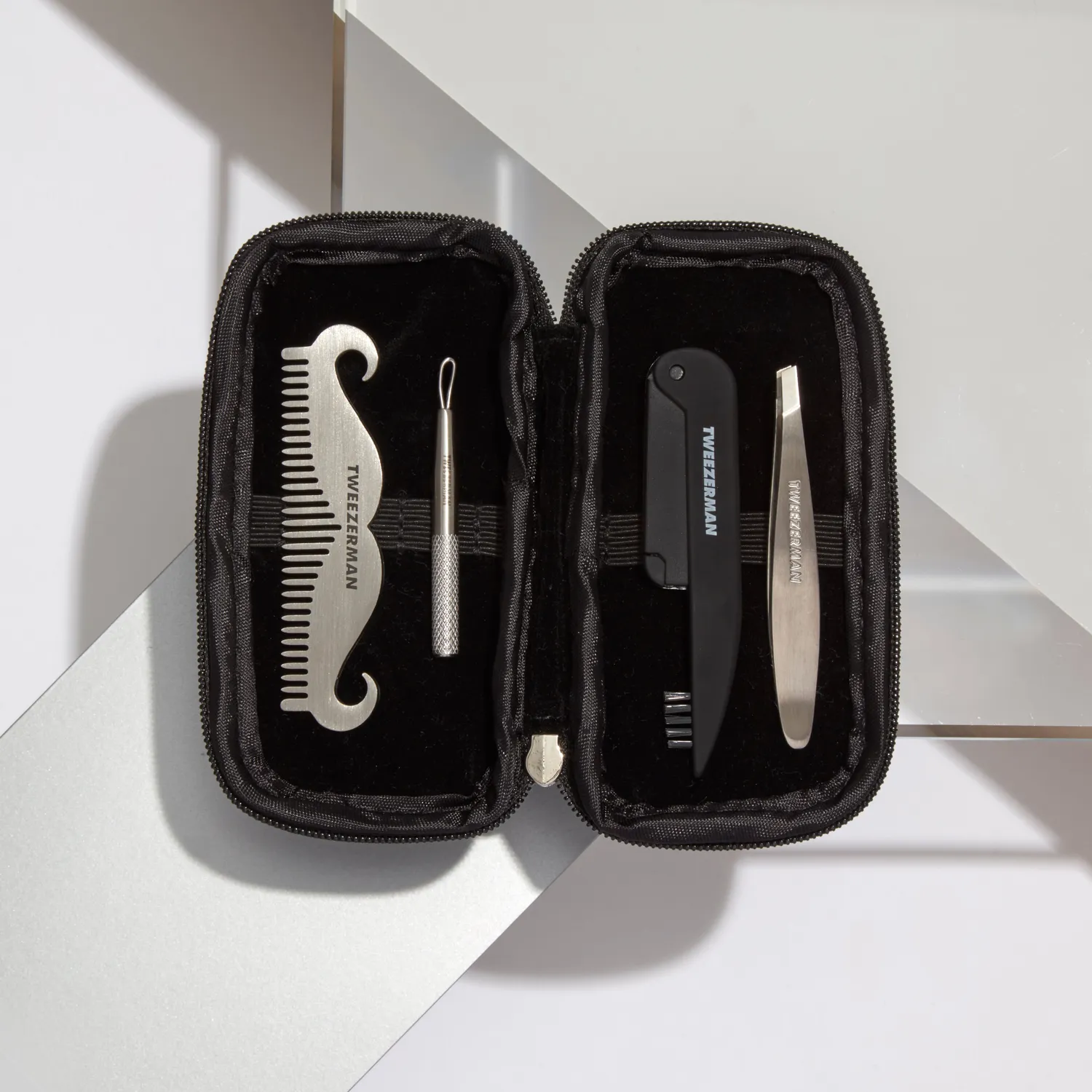 Tweezerman Travel Essentials skönhetsset reseetui herr