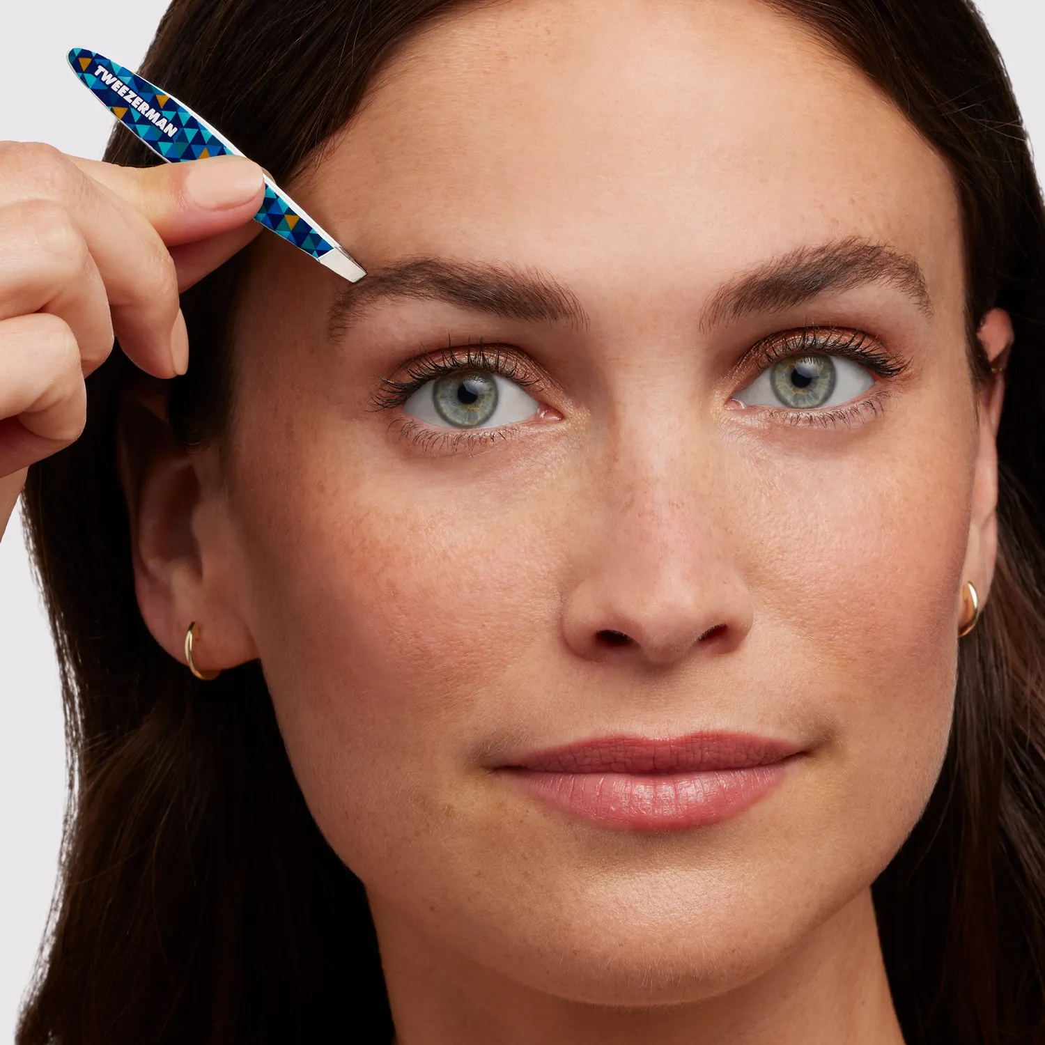 Tweezerman Mini Slant Blue Mosaic pincett blå precis