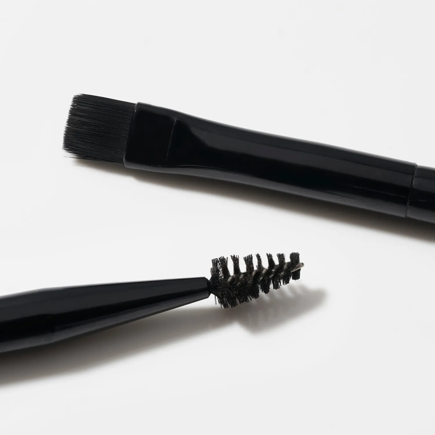 Tweezerman Flat Brow Brush & Spoolie ögonbrynsborste rak
