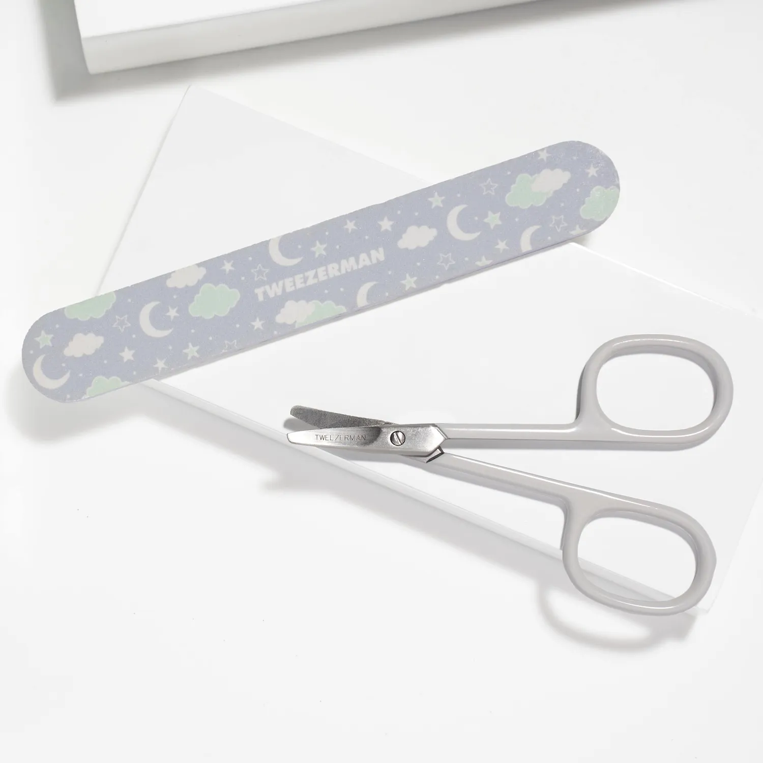 Tweezerman Baby Nail Scissors nagelsax med fil spädbarn
