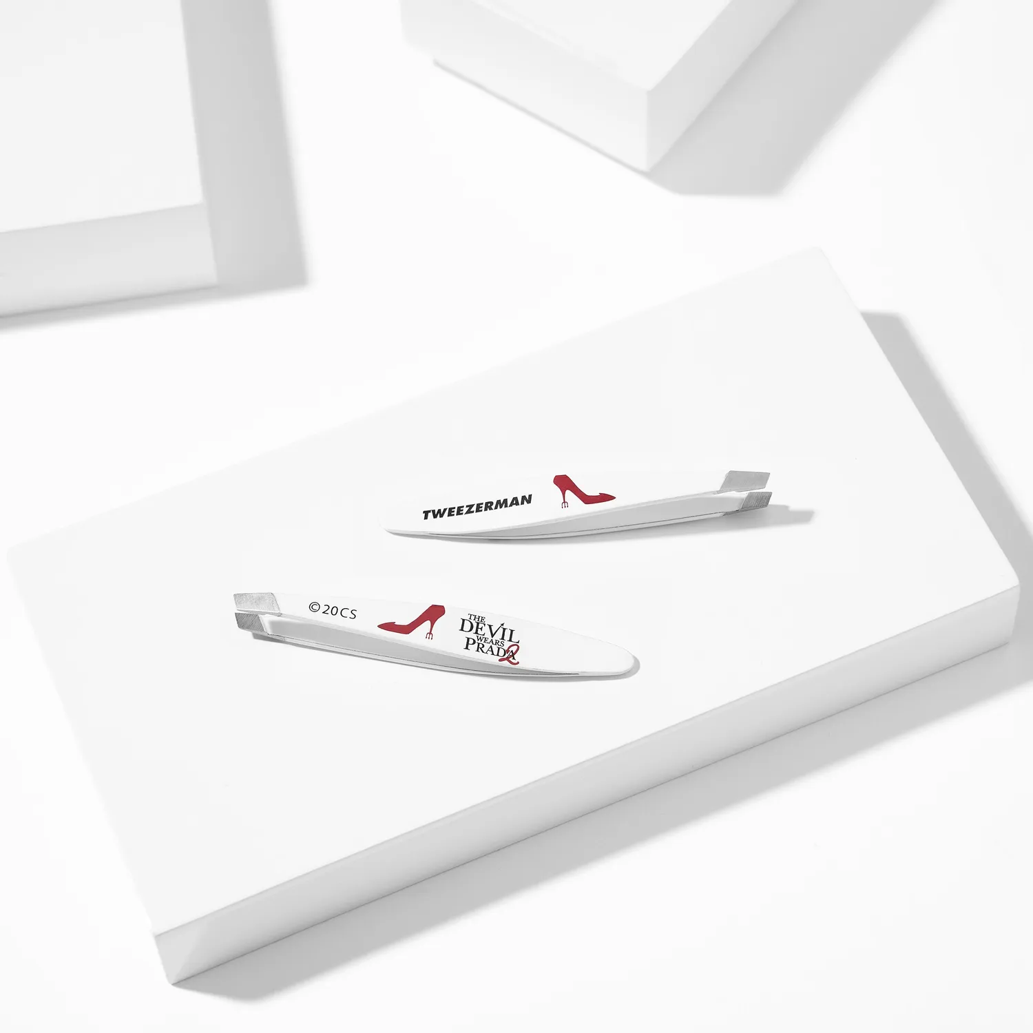 Tweezerman Devil Wears Prada 2 mini-pincett resa