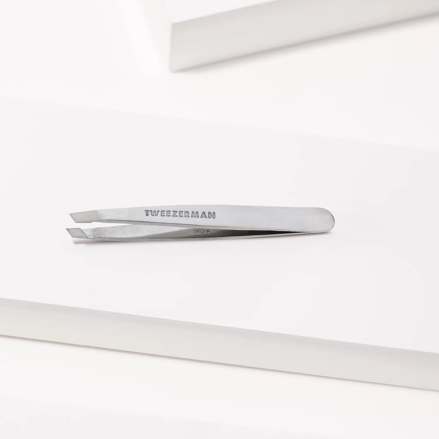Tweezerman Classic Mini Slant pincett resa
