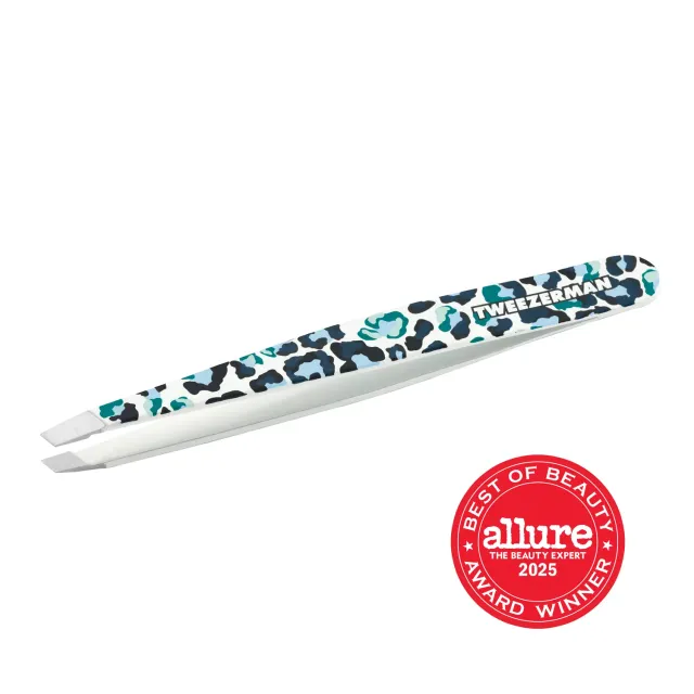 Tweezerman Slant Blue Leopard pincett mönstrad precis