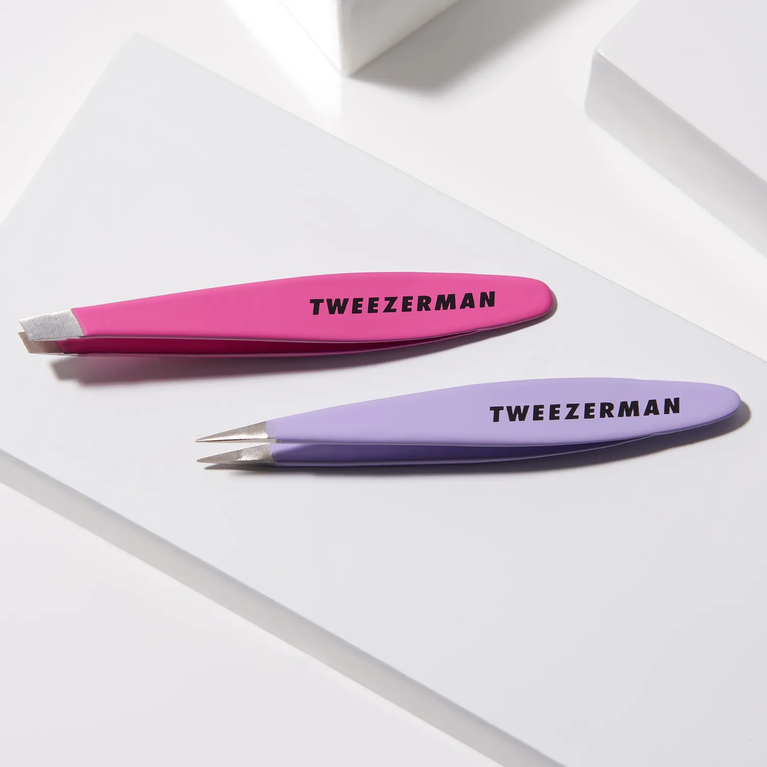 Tweezerman Mini Oval pincettset 2-pack spetsig