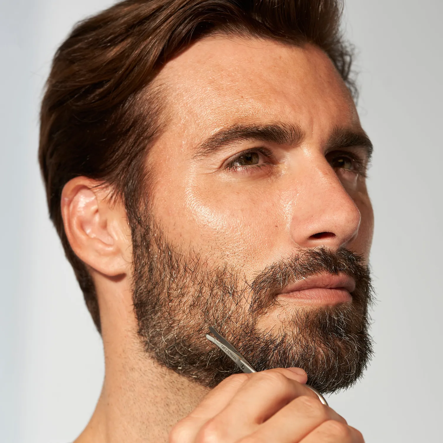 Tweezerman Facial Hair Scissors ansiktssax rundad spets