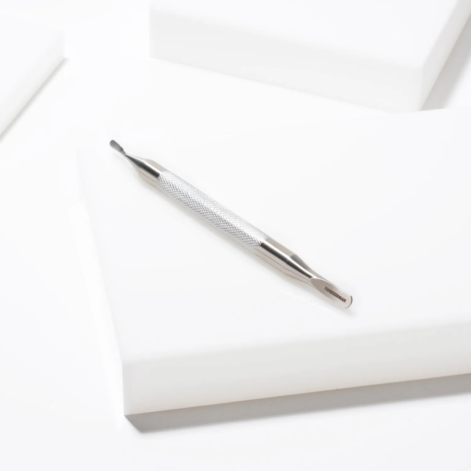 Tweezerman Men’s Nail Pushy nagelbandsverktyg dubbelsidig